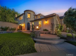 11548 Santini Ln, Northridge, CA 91326