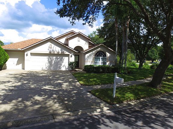 3rd image of 2601 Heatherwood Dr