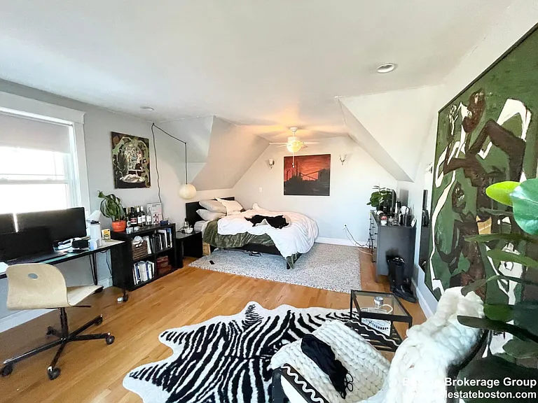 25 Iroquois St — Photo 10