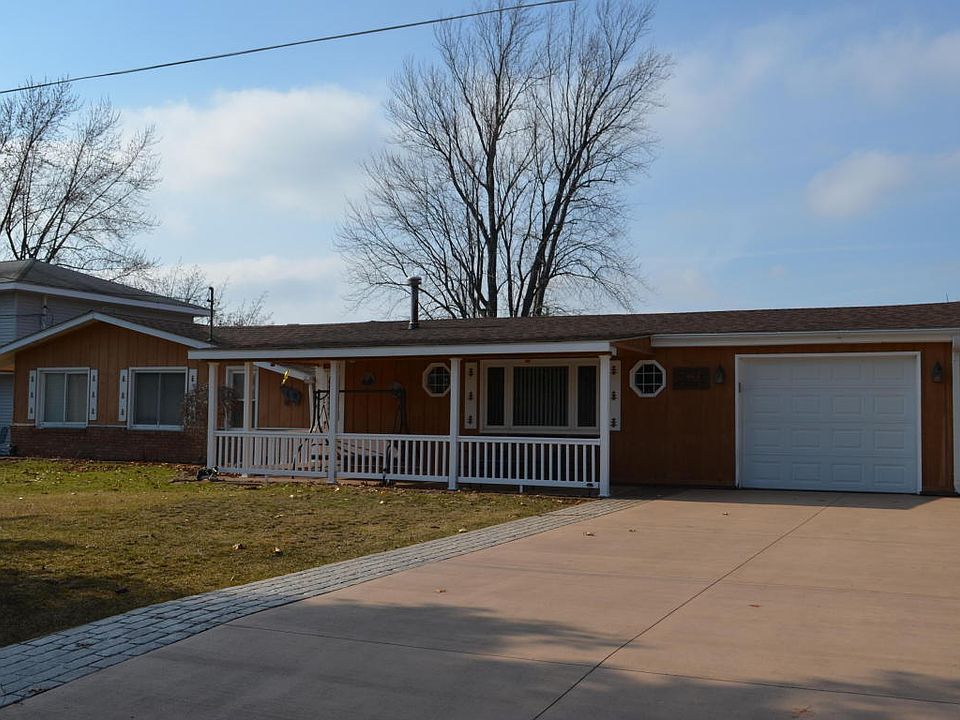 1st image of 25746 Rainbow Dr