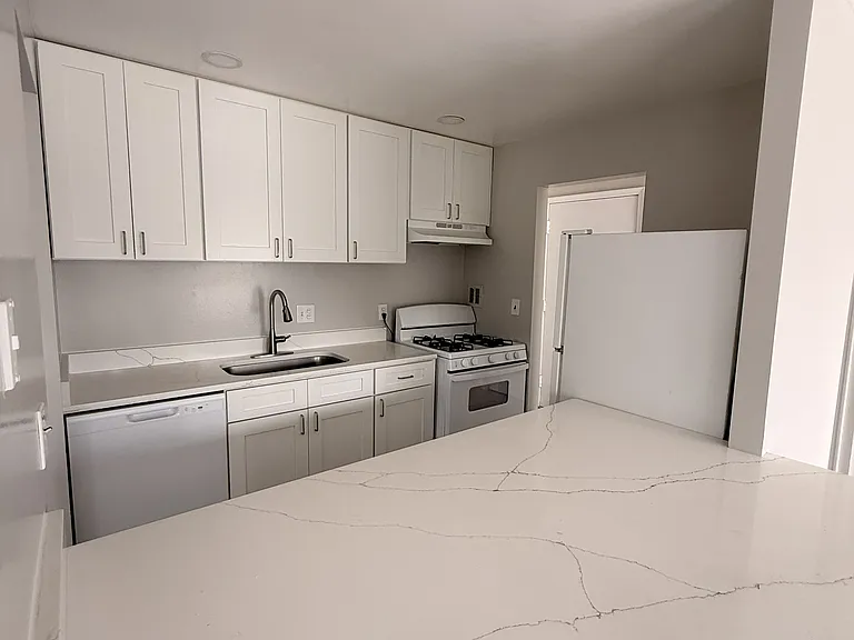 509 Wilson Bridge Dr #C-2 — Photo 1