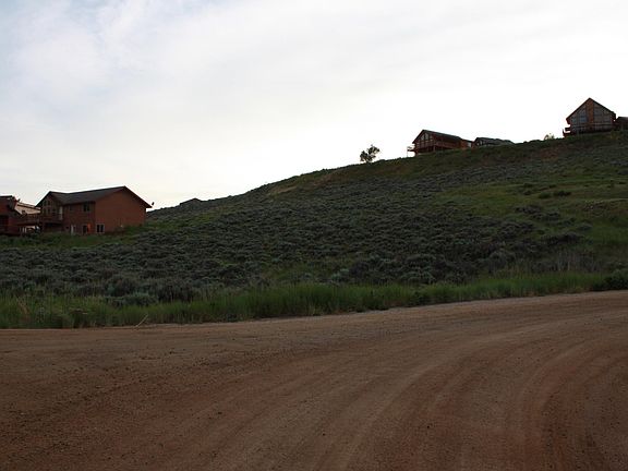 5th image of 21 Hummingbird Way