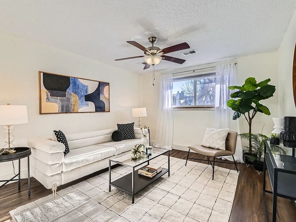 1st image of 1608 Cottonwood Dr APT 4