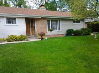 6114 Briarclift Ct, Greendale, WI 53129