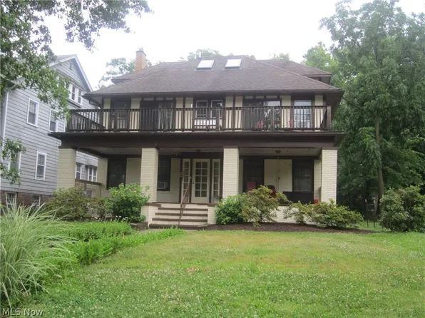 2504 Euclid Heights Blvd, Cleveland Heights, OH 44106