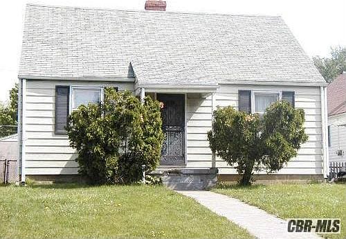 1st image of 992 20th Ave