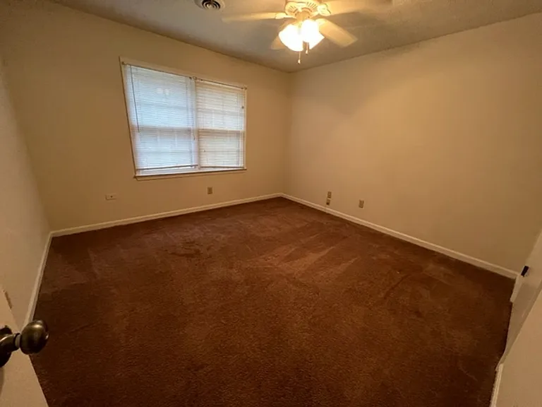 1292 Aiken Rd — Photo 7