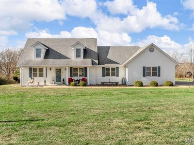 1937 N Commercial Ave, Saint Clair, MO, 63077