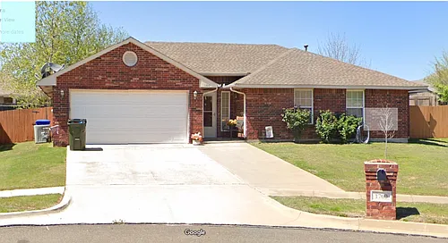1700 Teakwood Cir Photo 1
