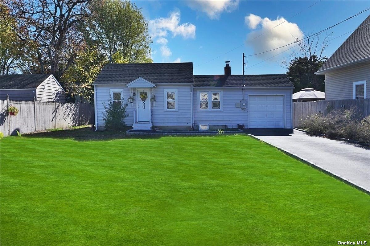 80 Kensington Court, Copiague, NY 11726 Zillow