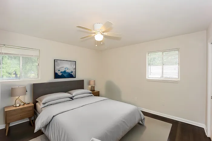 724 Dixon Rd — Photo 7