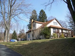 43 Hope Rd, Blairstown, NJ 07825