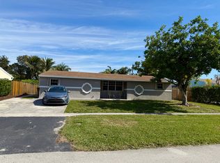 1420 SW 1st Ave, Deerfield Beach, FL 33441