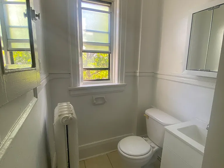 441 Kingston Rd #16 — Photo 6