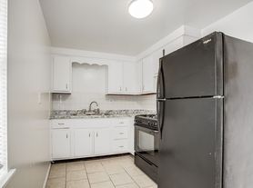 4504 -4506 N Jackson, Kansas City, MO