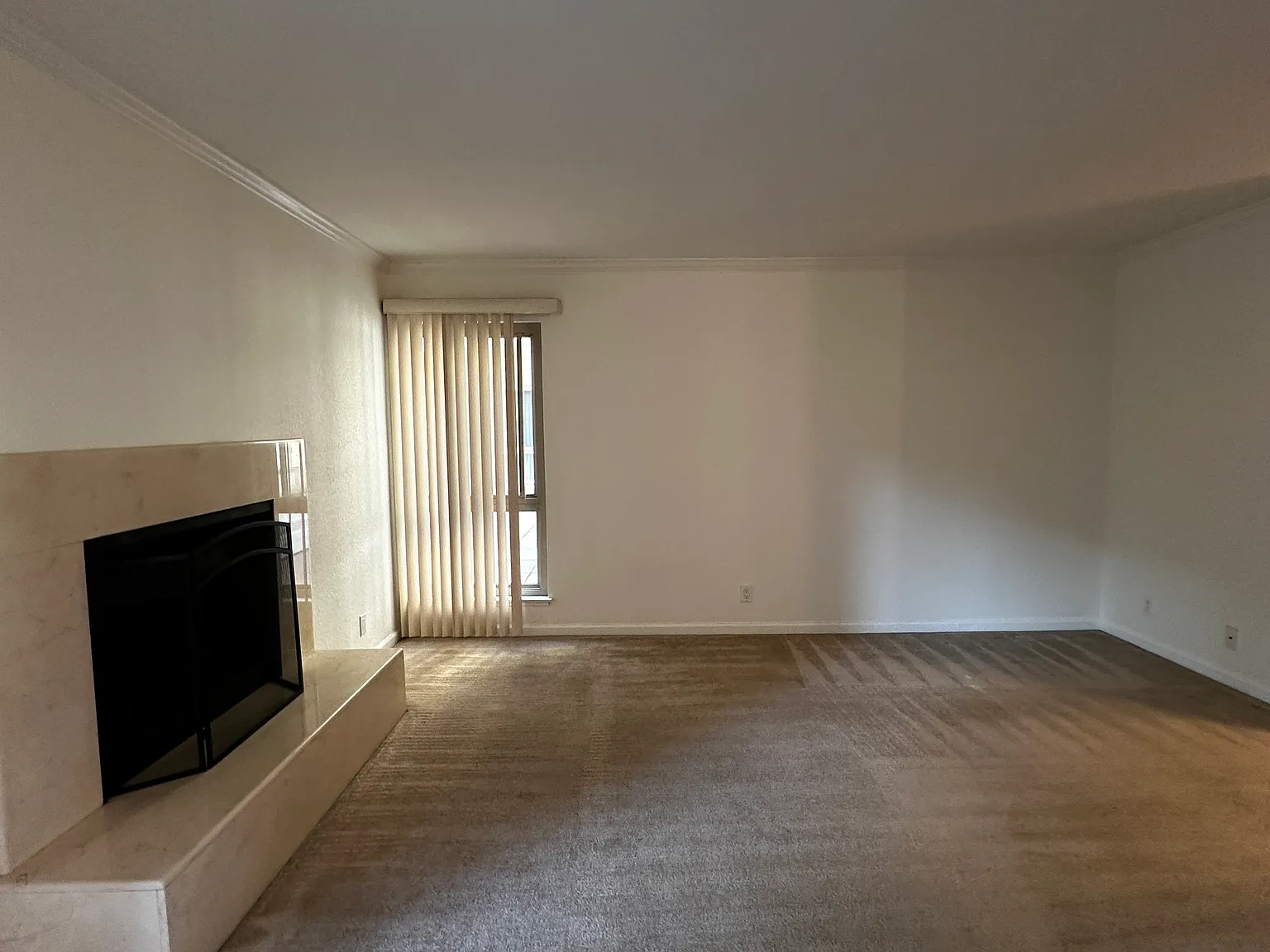 1 bed, 697 sqft, $2,195 — Photo 2