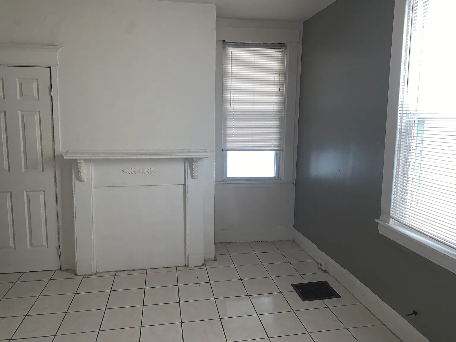 Spacious Oakland House With Bonus Room - Available August 2024! — Photo 4