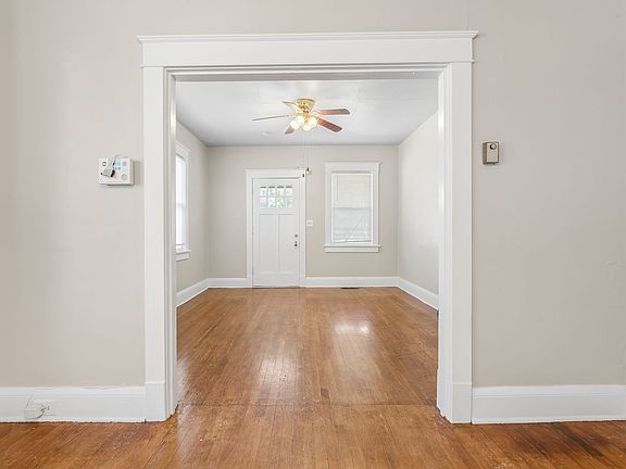 5th image of 3701 Amherst St