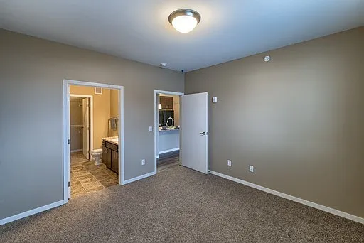 Ironwood Flats — Photo 49