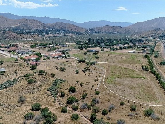 4th image of 2233 Dolores Pl