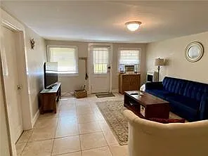 1838 Upperline St #101 — Photo 3