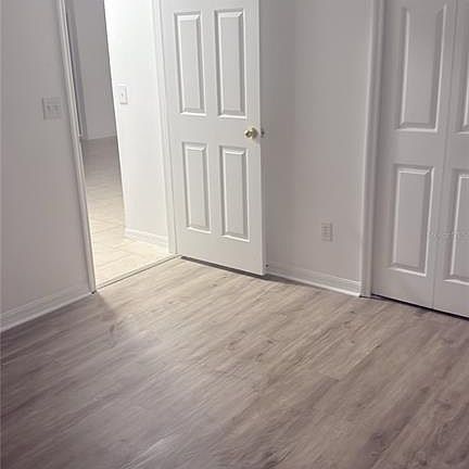 4th image of 1144 Clear Creek Cir