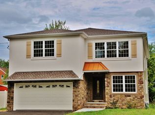 230 Birchwood Rd, Linden, NJ 07036