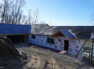 15 Huron Trl, Malvern, OH