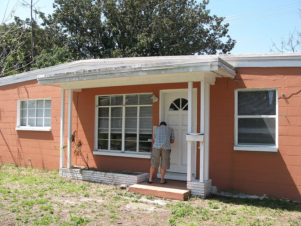 1st image of 18 Japonica Dr