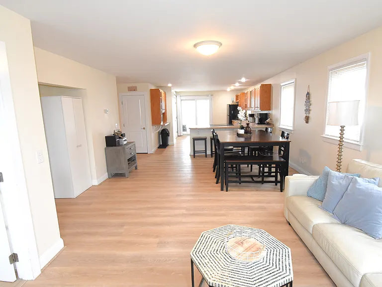 628 Park Ave #1 — Photo 6