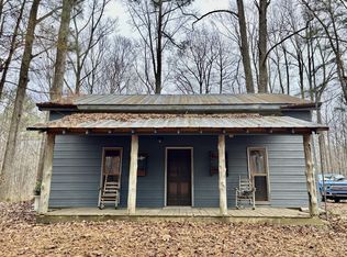 84 Granny Pratt Ln, Belvidere, TN 37306