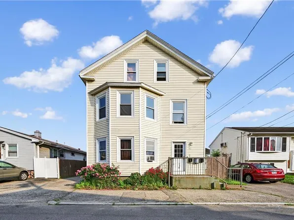 102 Cass St, Providence, RI 02905