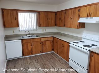 1555 Olive Ave APT 3, Redding, CA 96001