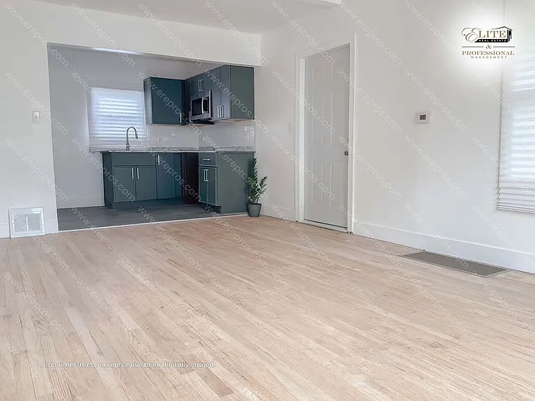 2515 Bagley St — Photo 6