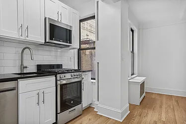 Rented by Cooper & Cooper Real Estate