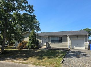 701 Rugby St, Browns Mills, NJ 08015