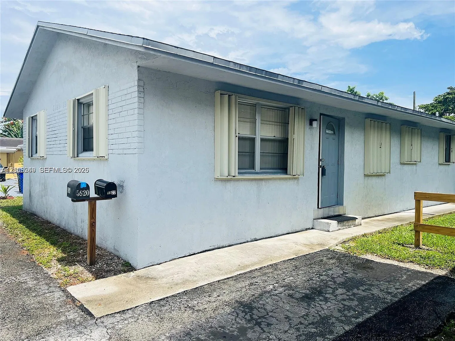 Hollywood Beach Heights S — Photo 1
