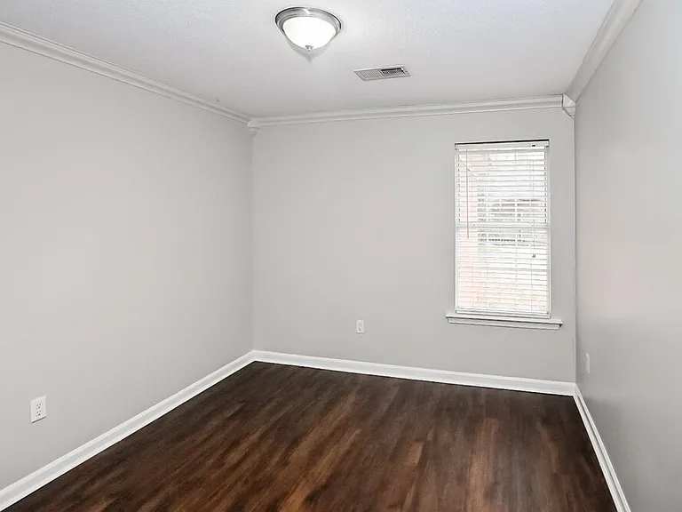 12829 Fox Bend Ln — Photo 15