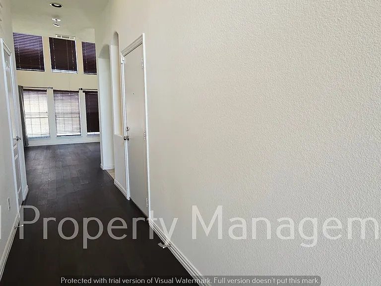 3676 Vienna St — Photo 5