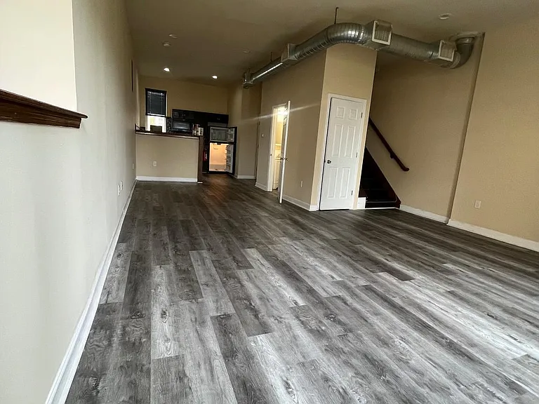 334 S Broad St #3 — Photo 4