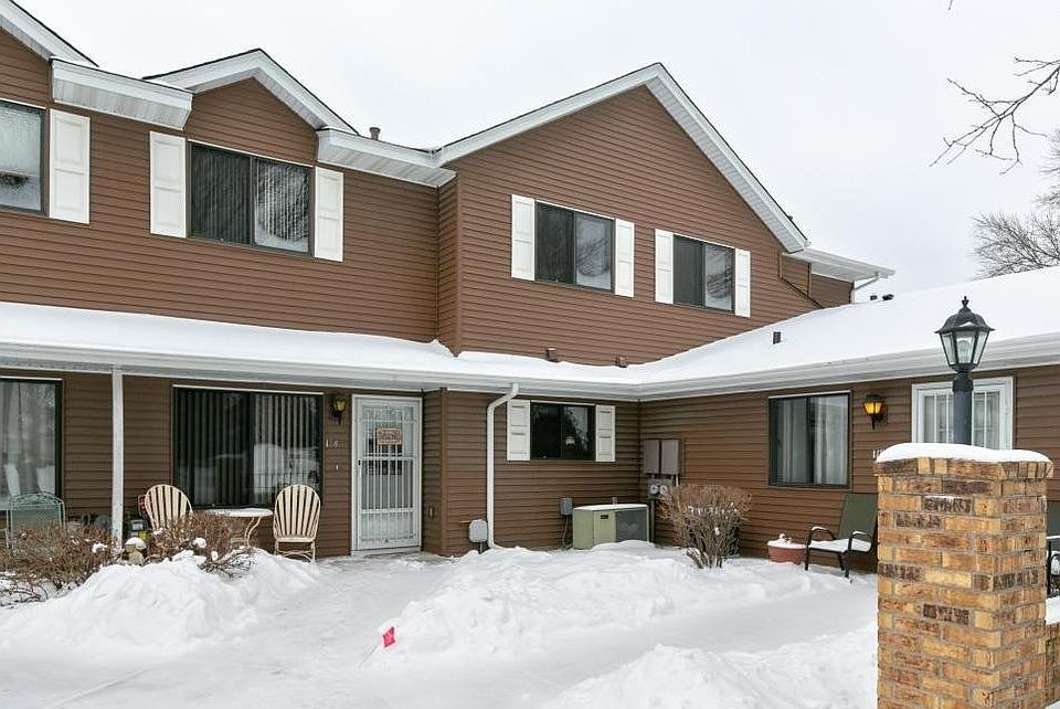 1st image of 124 96th Ln NE