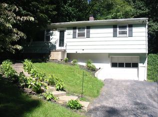 13 Glenwood Dr, Bethel, CT 06801