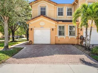 10902 NW 79th St, Doral, FL 33178