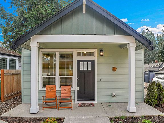 2nd image of 2308 SE Risley Ave