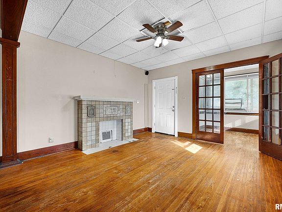 5th image of 720 E Frye Ave