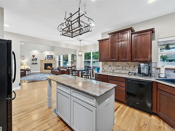 5th image of 10281 Foxfire Street