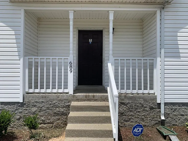 689 Artic Ave — Photo 27