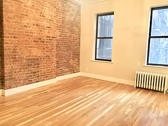 Rented by Jeffrey Mosczyc, LREB