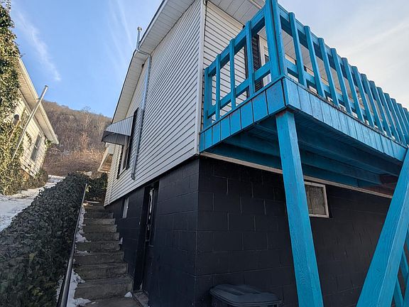 5th image of 1308 Terrace St