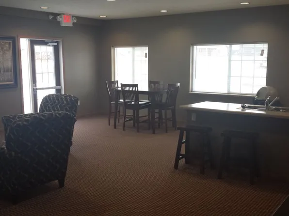 1500 Abraham Pkwy, Dickinson, ND